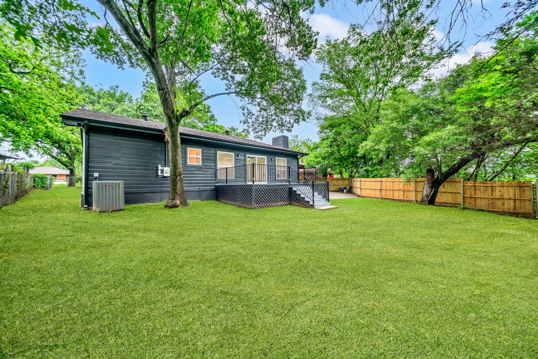 831 Glen Arbor Drive Dallas TX 75241