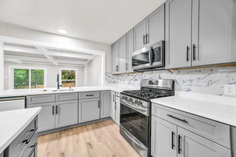 831 Glen Arbor Drive Dallas TX 75241
