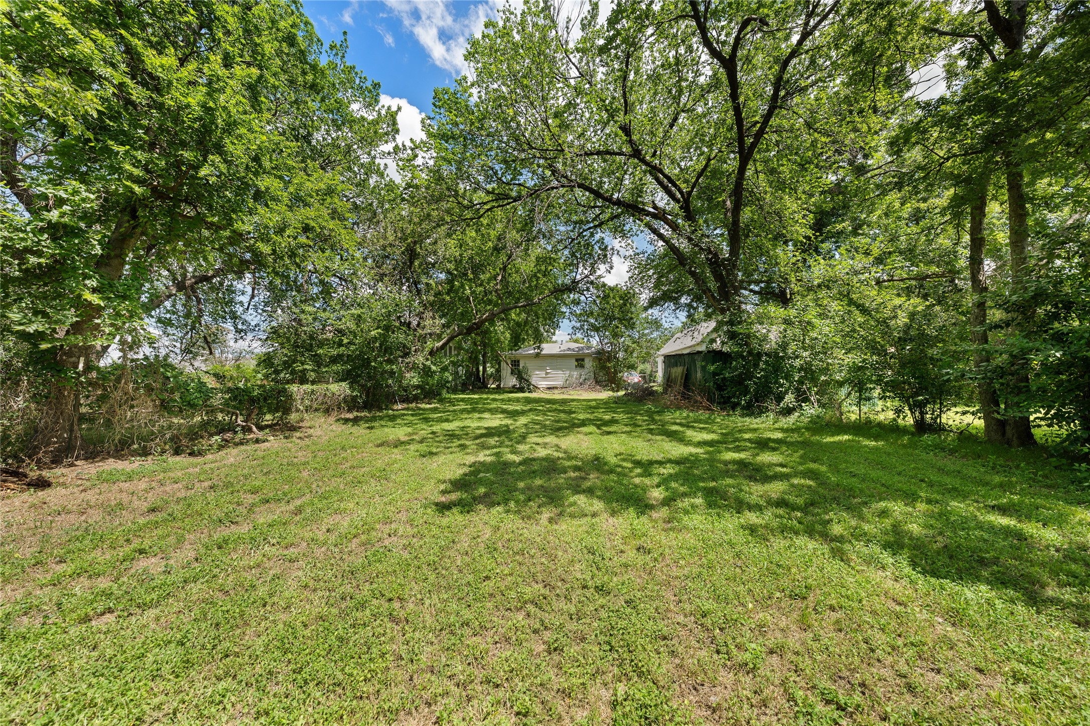 2221 Ross Avenue Waco TX 76706