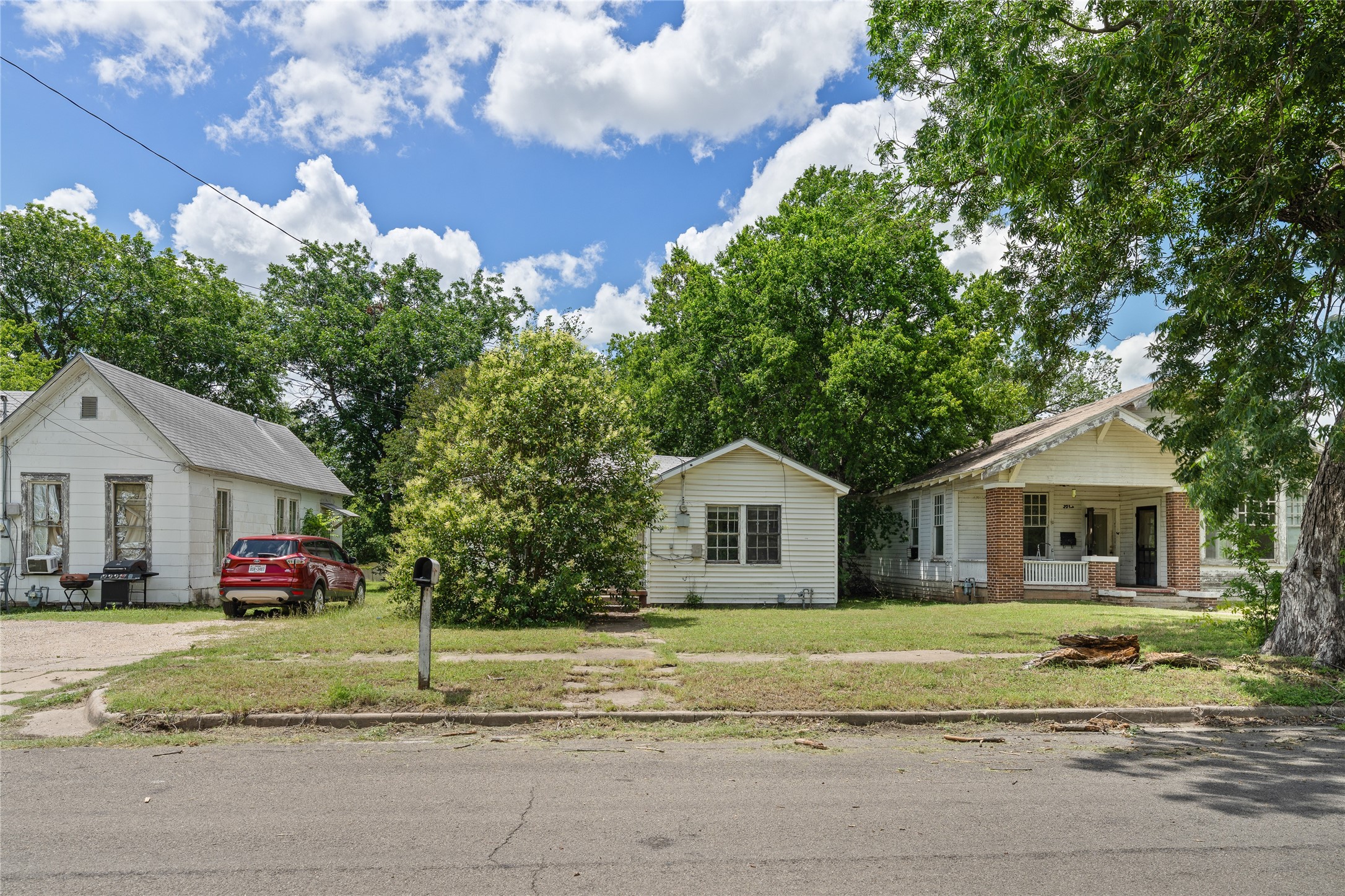 2221 Ross Avenue Waco TX 76706