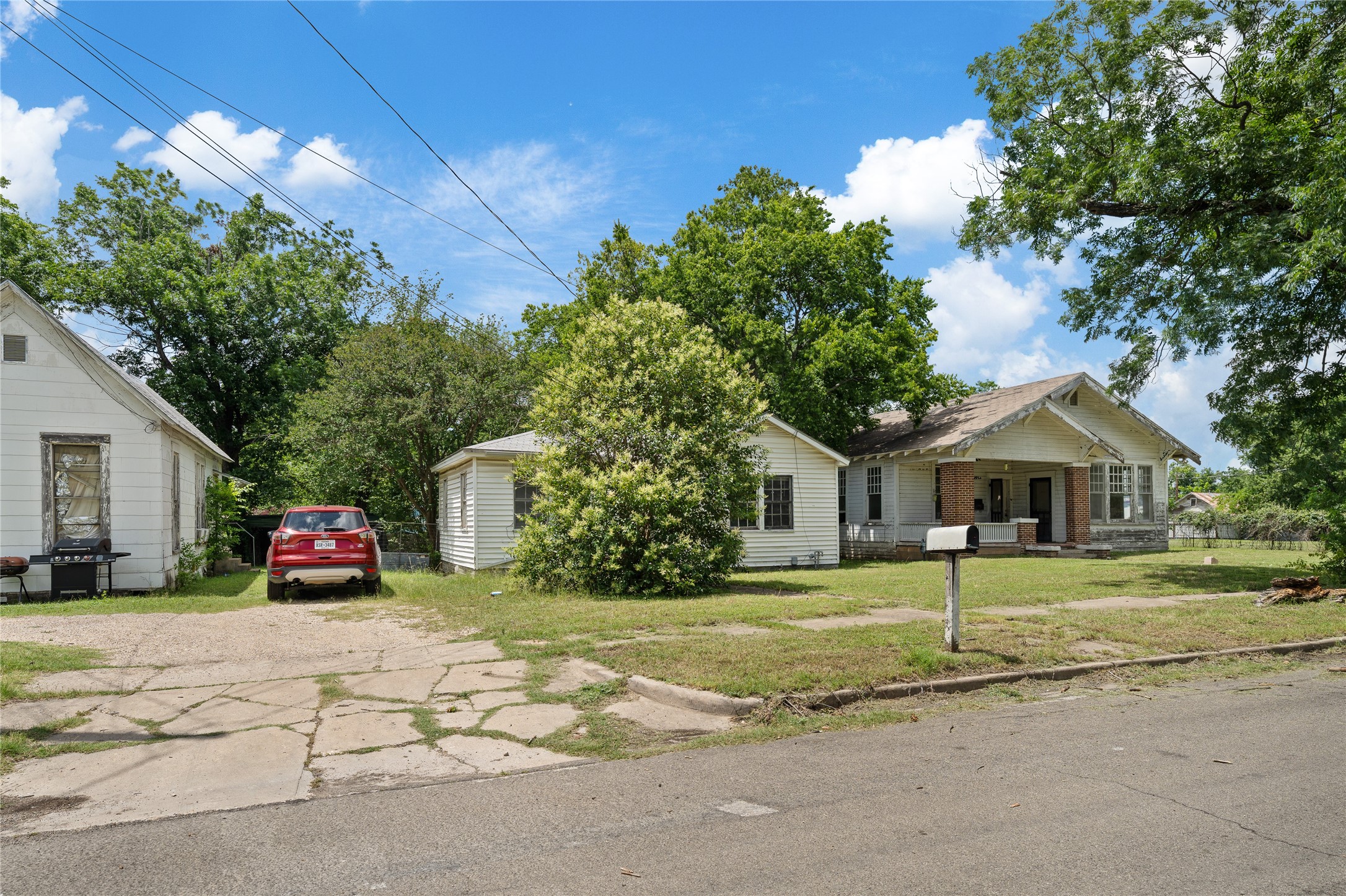 2221 Ross Avenue Waco TX 76706