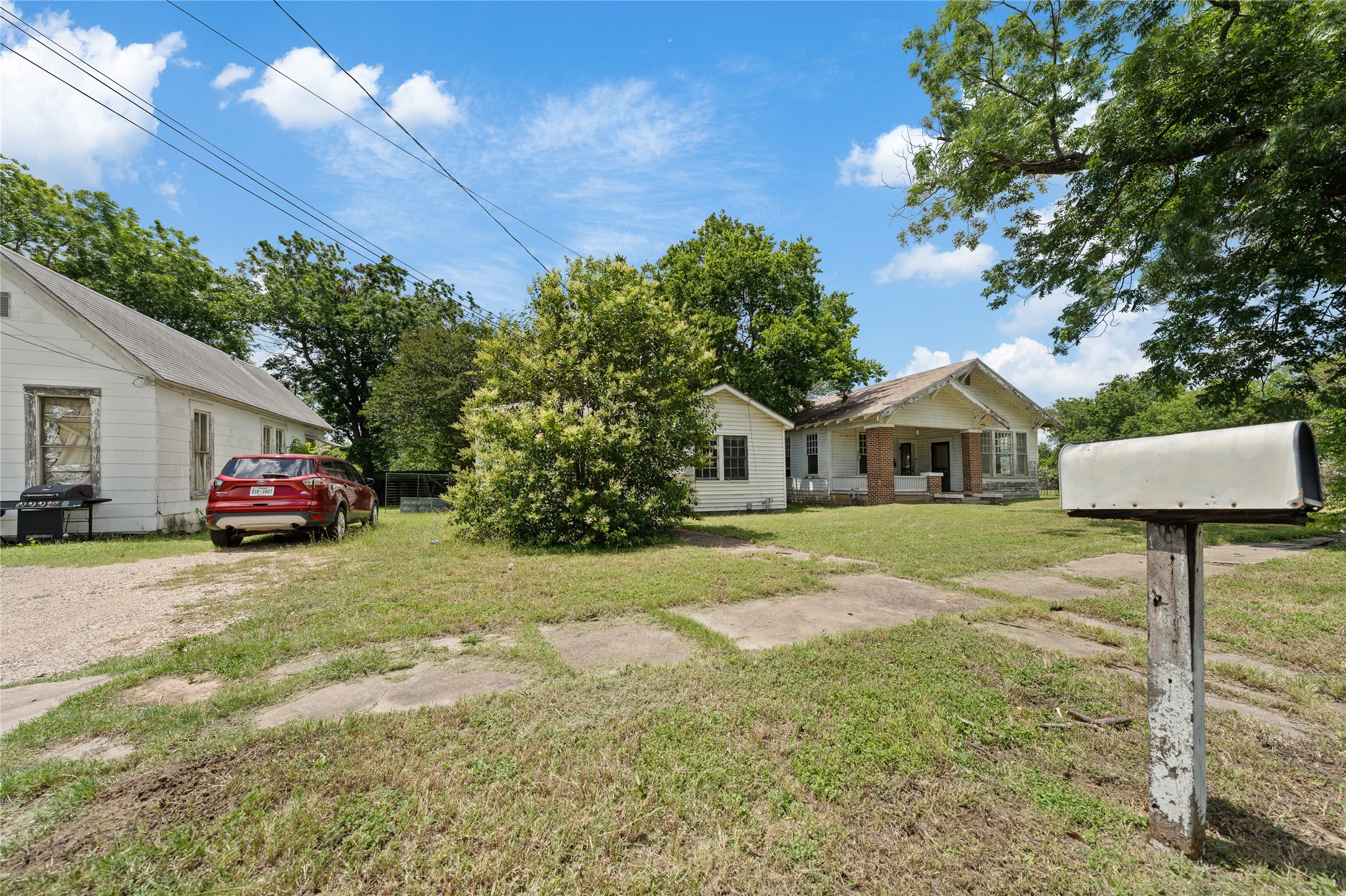 2221 Ross Avenue Waco TX 76706