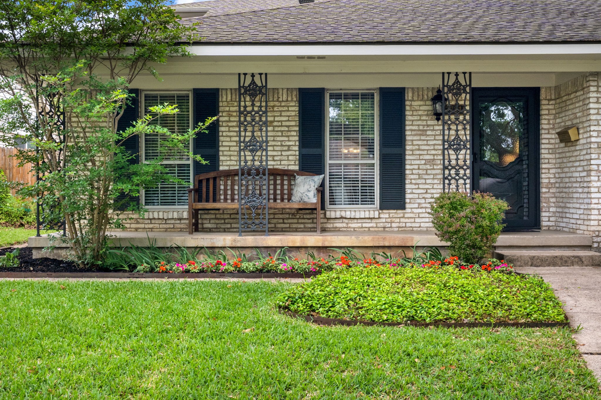 7731 La Sobrina Drive Dallas TX 75248