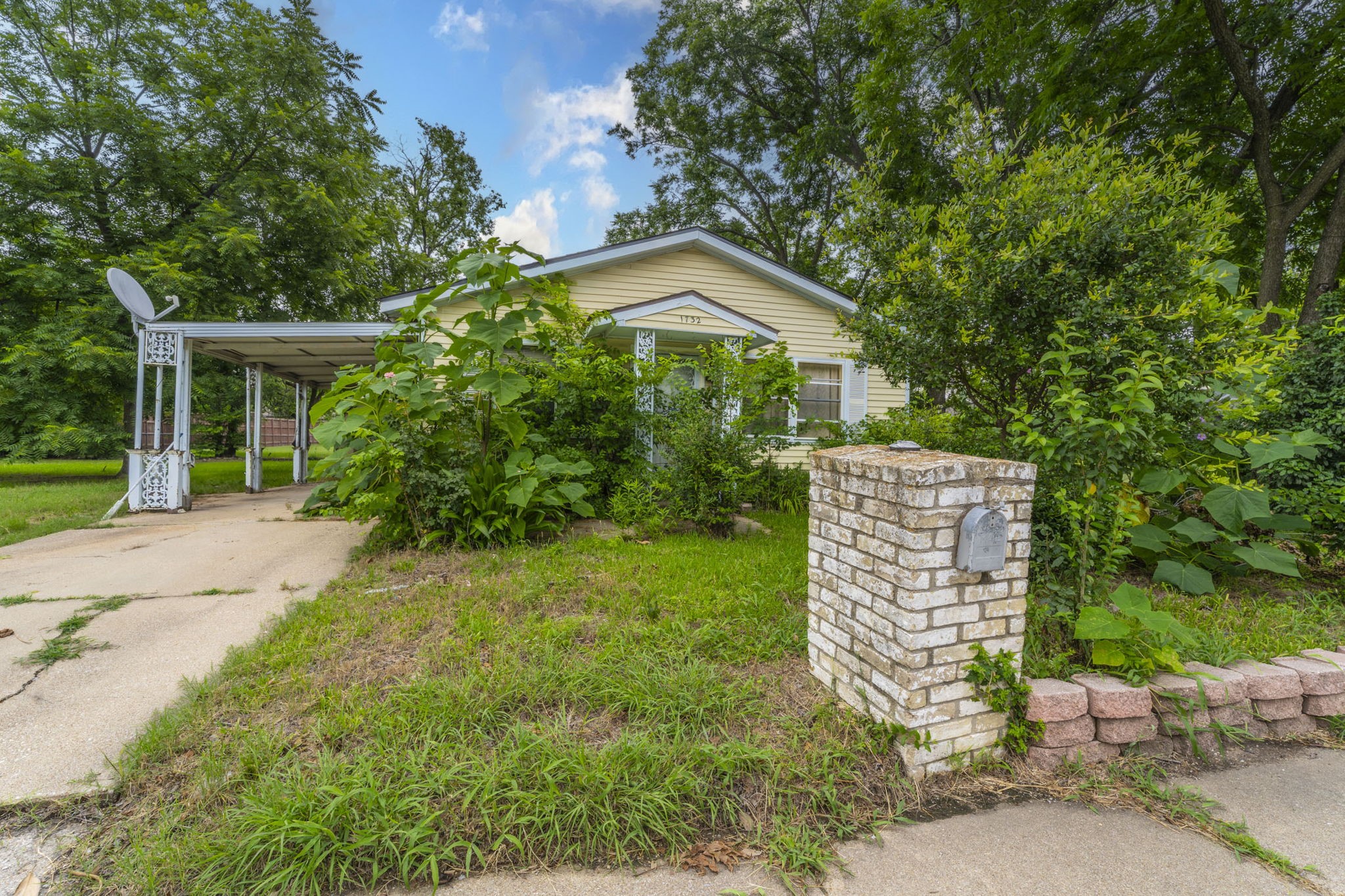 1732 Willow Hollow Drive Garland TX 75040