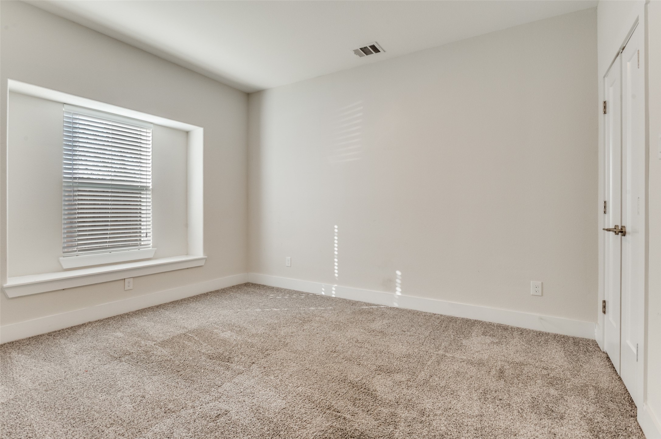 4019 Soloman Drive Dallas TX 75212