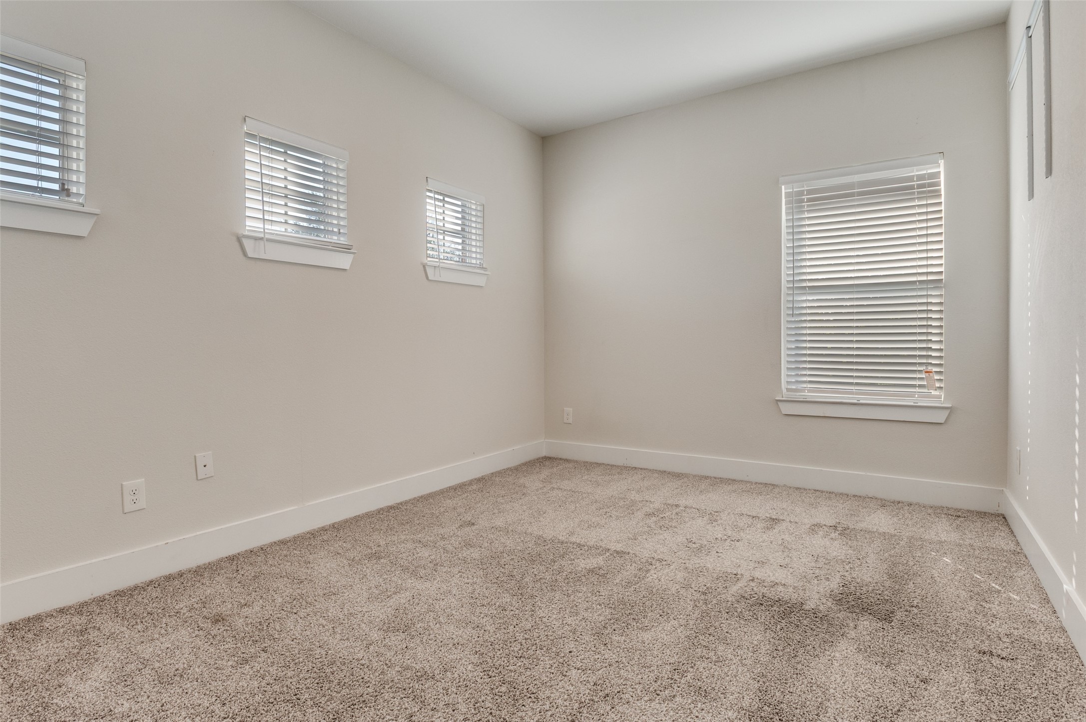 4019 Soloman Drive Dallas TX 75212