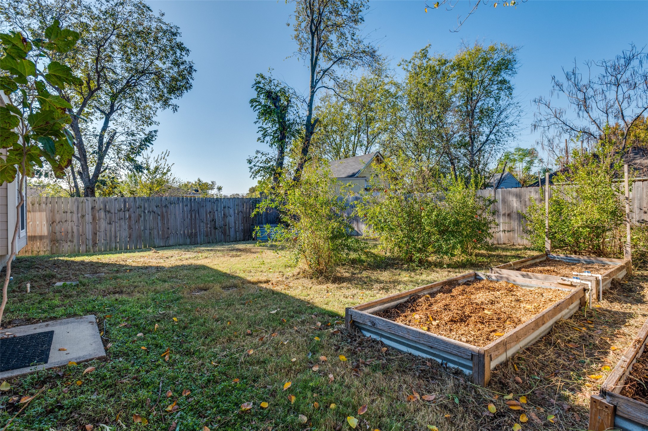 4019 Soloman Drive Dallas TX 75212