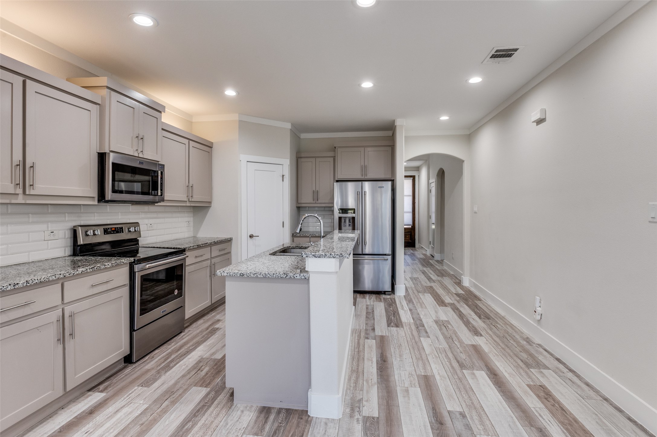 4019 Soloman Drive Dallas TX 75212