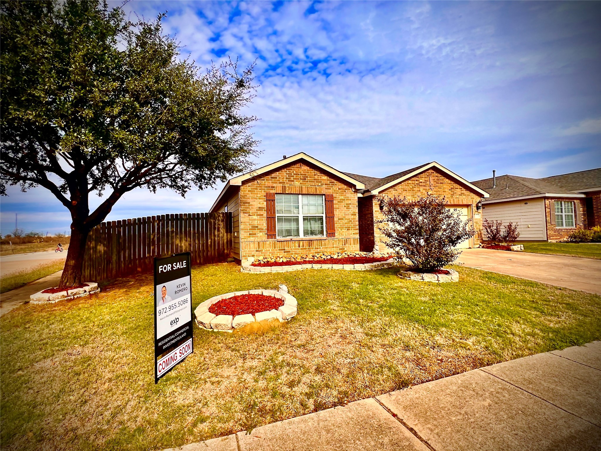 740 Lazy Crest Drive Fort Worth TX 76140