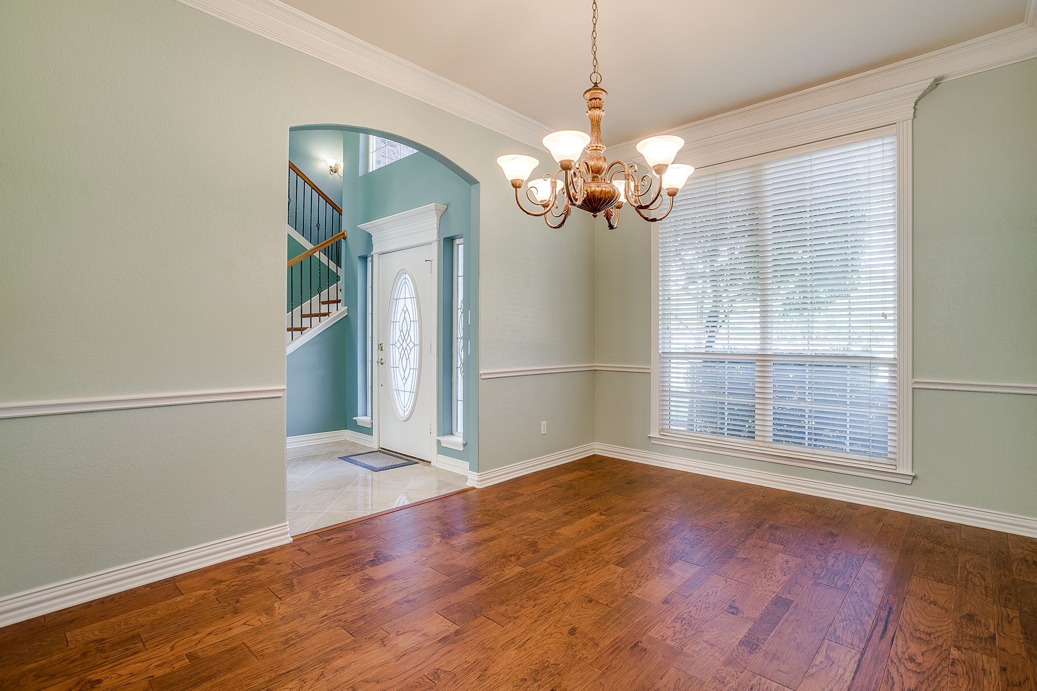 312 Oak Ridge Drive Burleson TX 76028