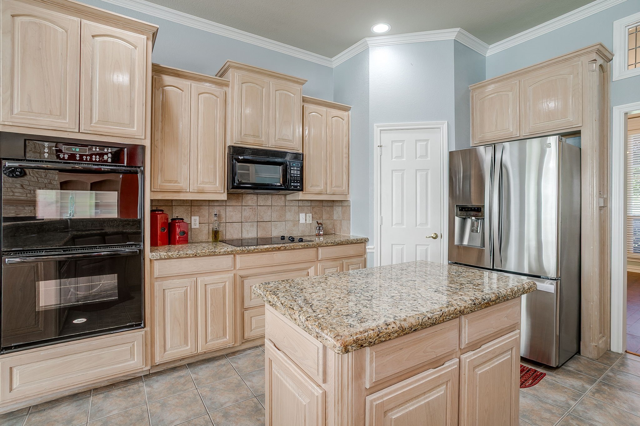 312 Oak Ridge Drive Burleson TX 76028