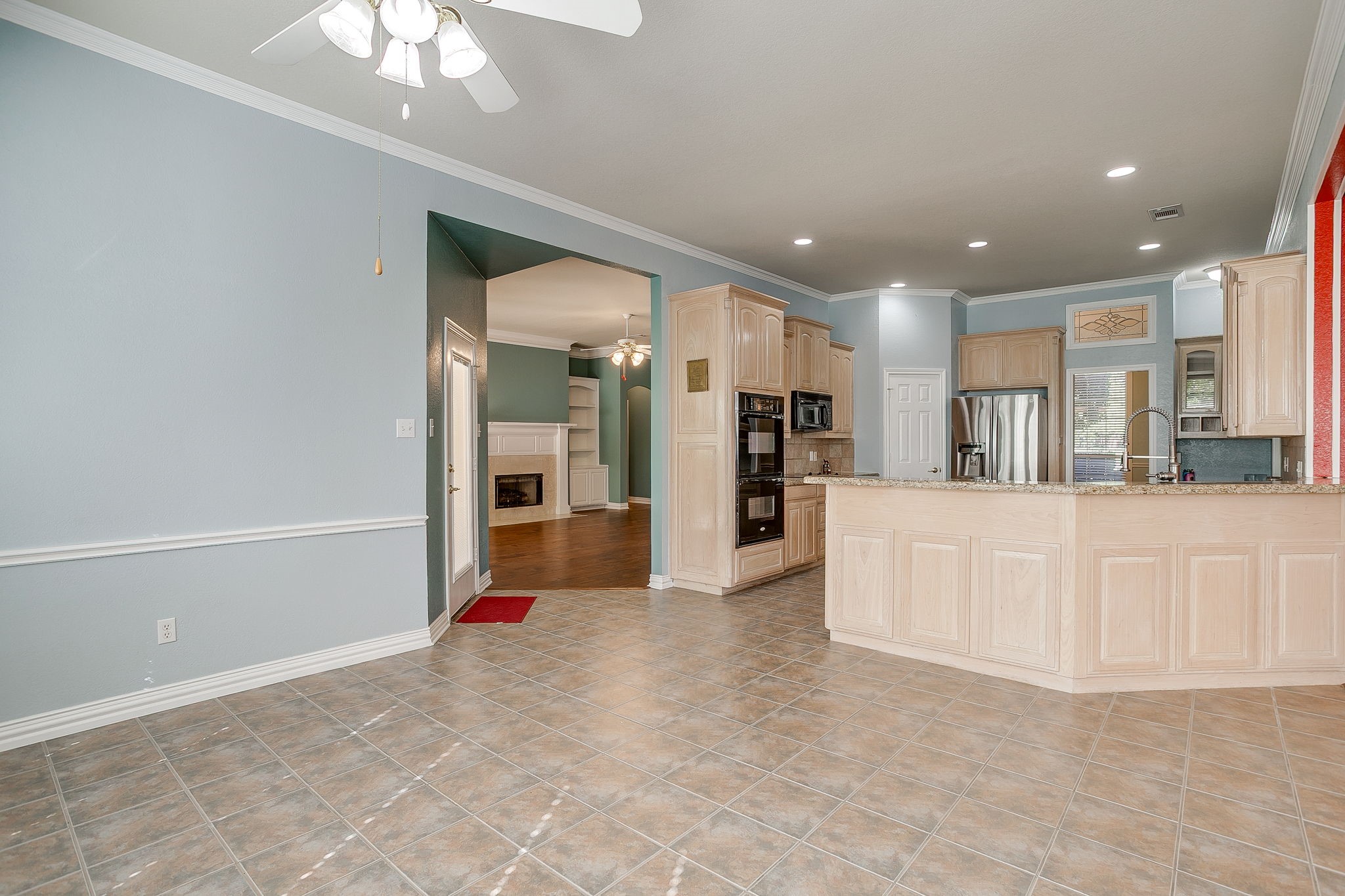 312 Oak Ridge Drive Burleson TX 76028