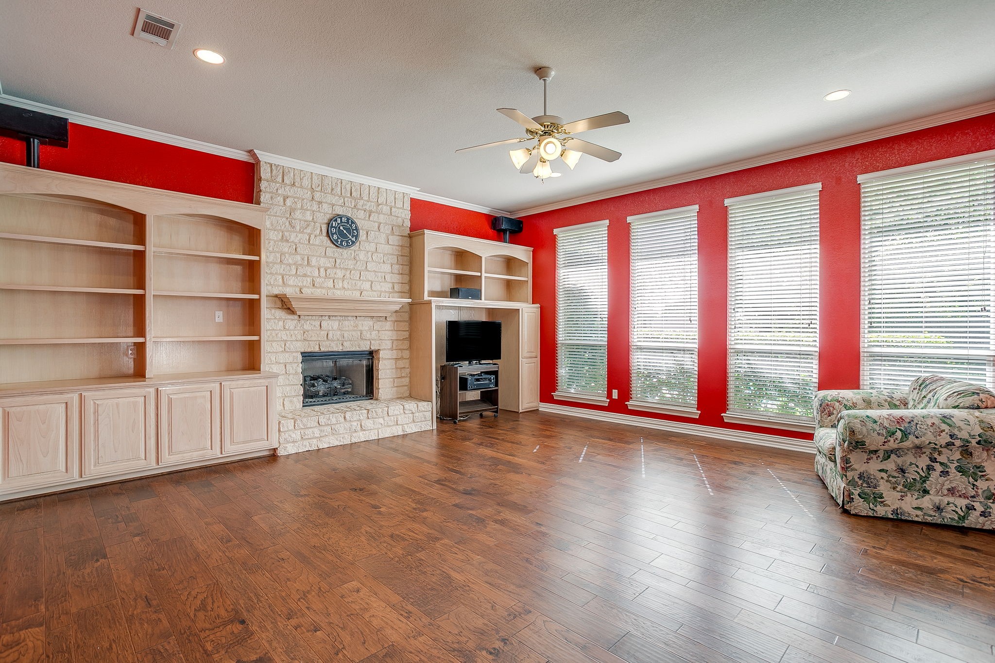 312 Oak Ridge Drive Burleson TX 76028