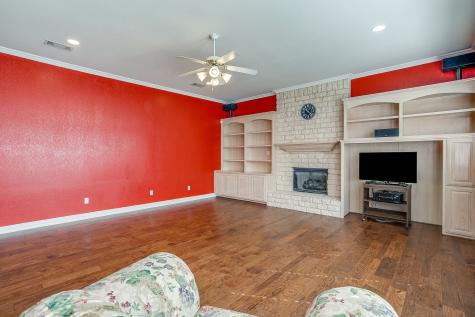 312 Oak Ridge Drive Burleson TX 76028