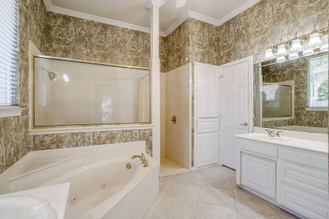 312 Oak Ridge Drive Burleson TX 76028