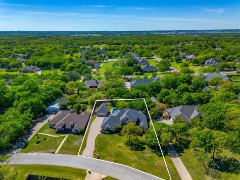 312 Oak Ridge Drive Burleson TX 76028