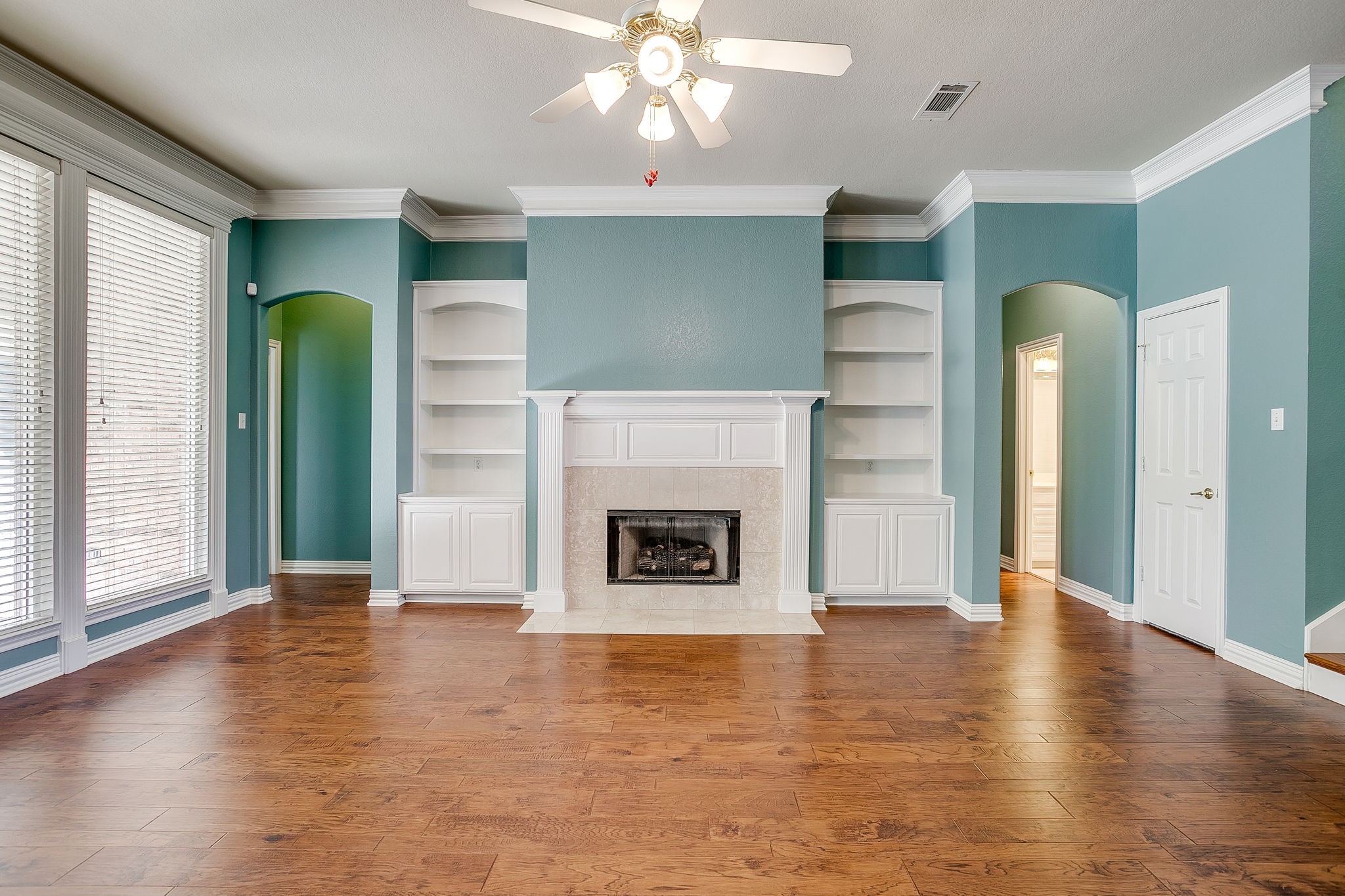 312 Oak Ridge Drive Burleson TX 76028