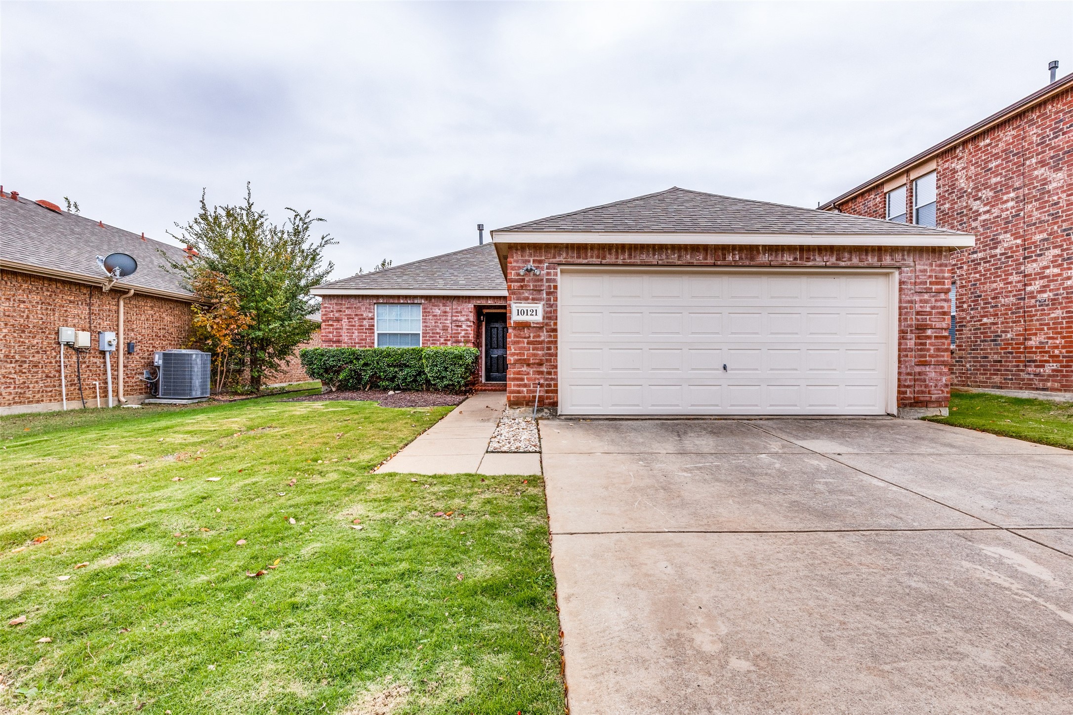 10121 Sourwood Drive Fort Worth TX 76244