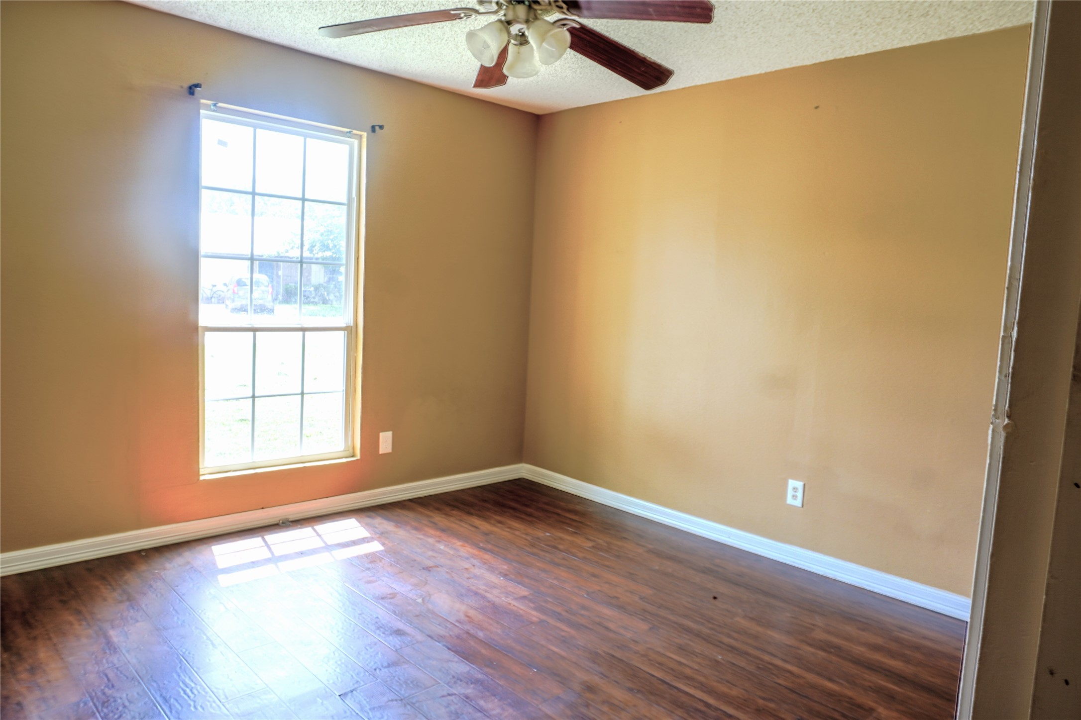 300 Coury Road Everman TX 76140