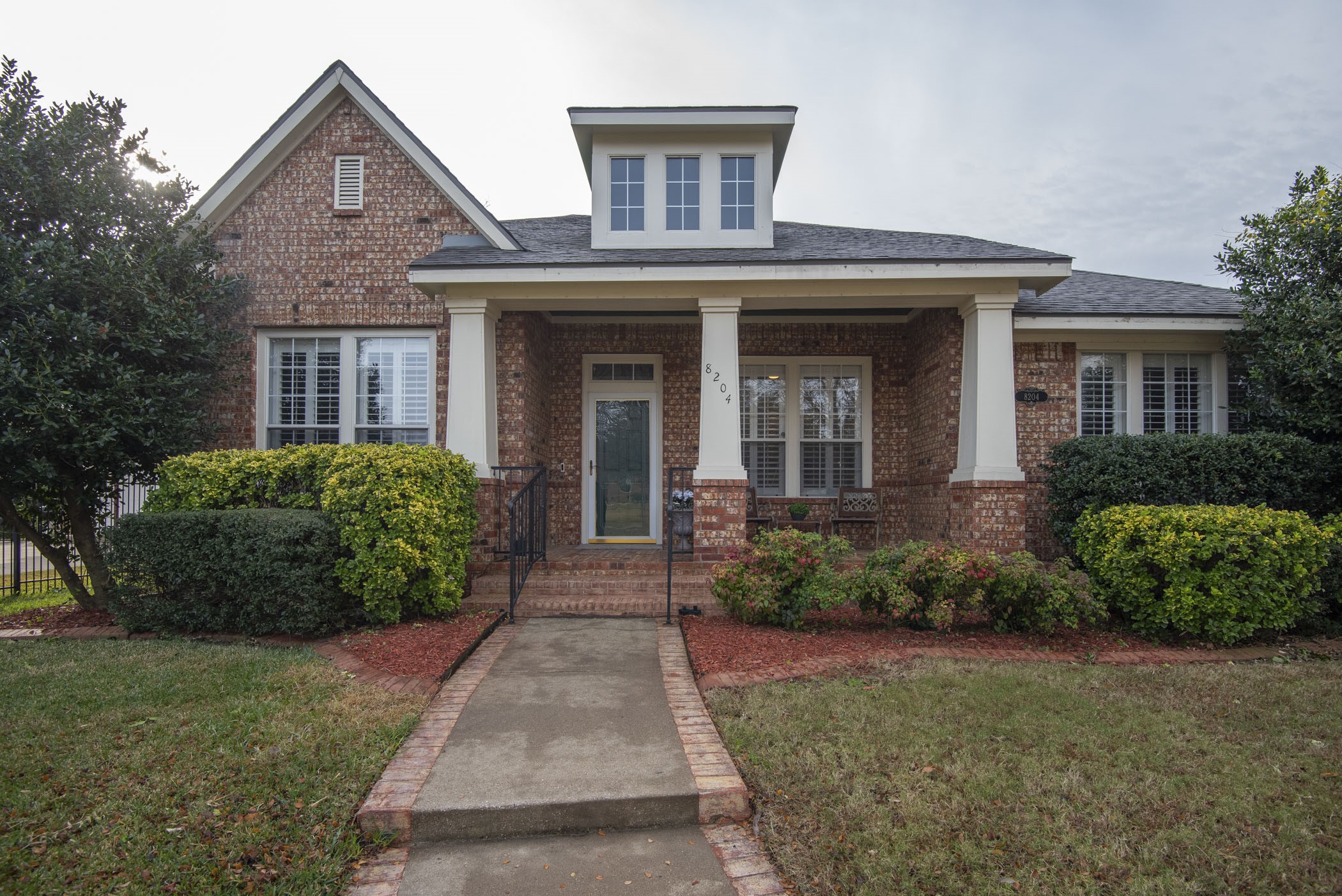 8204 Euclid Avenue North Richland Hills TX 76180
