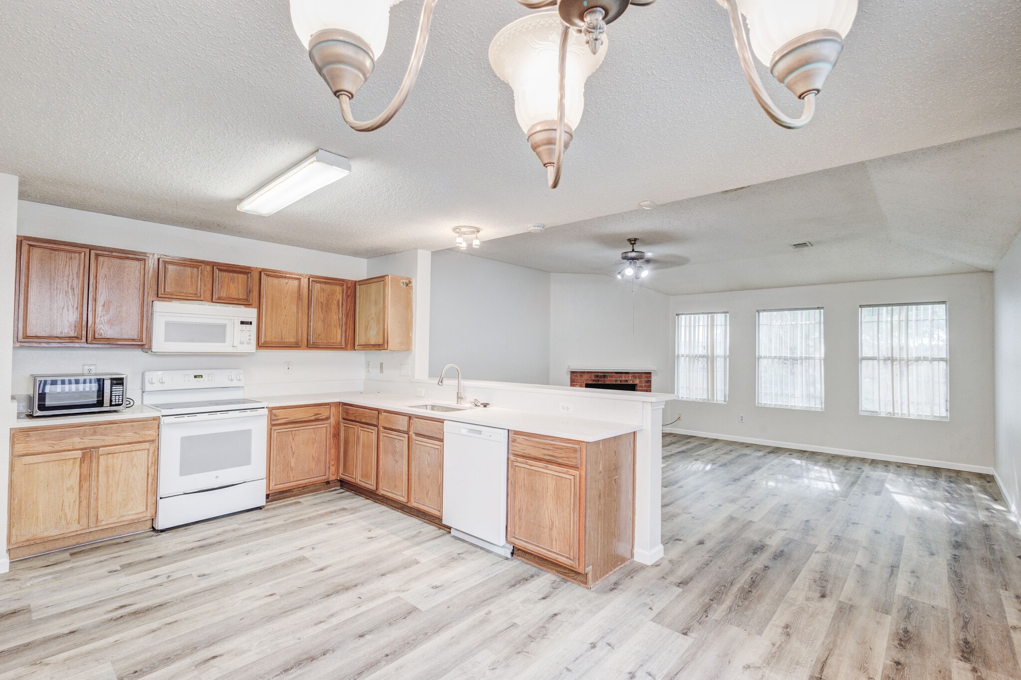 7133 Amber Drive Dallas TX 75241