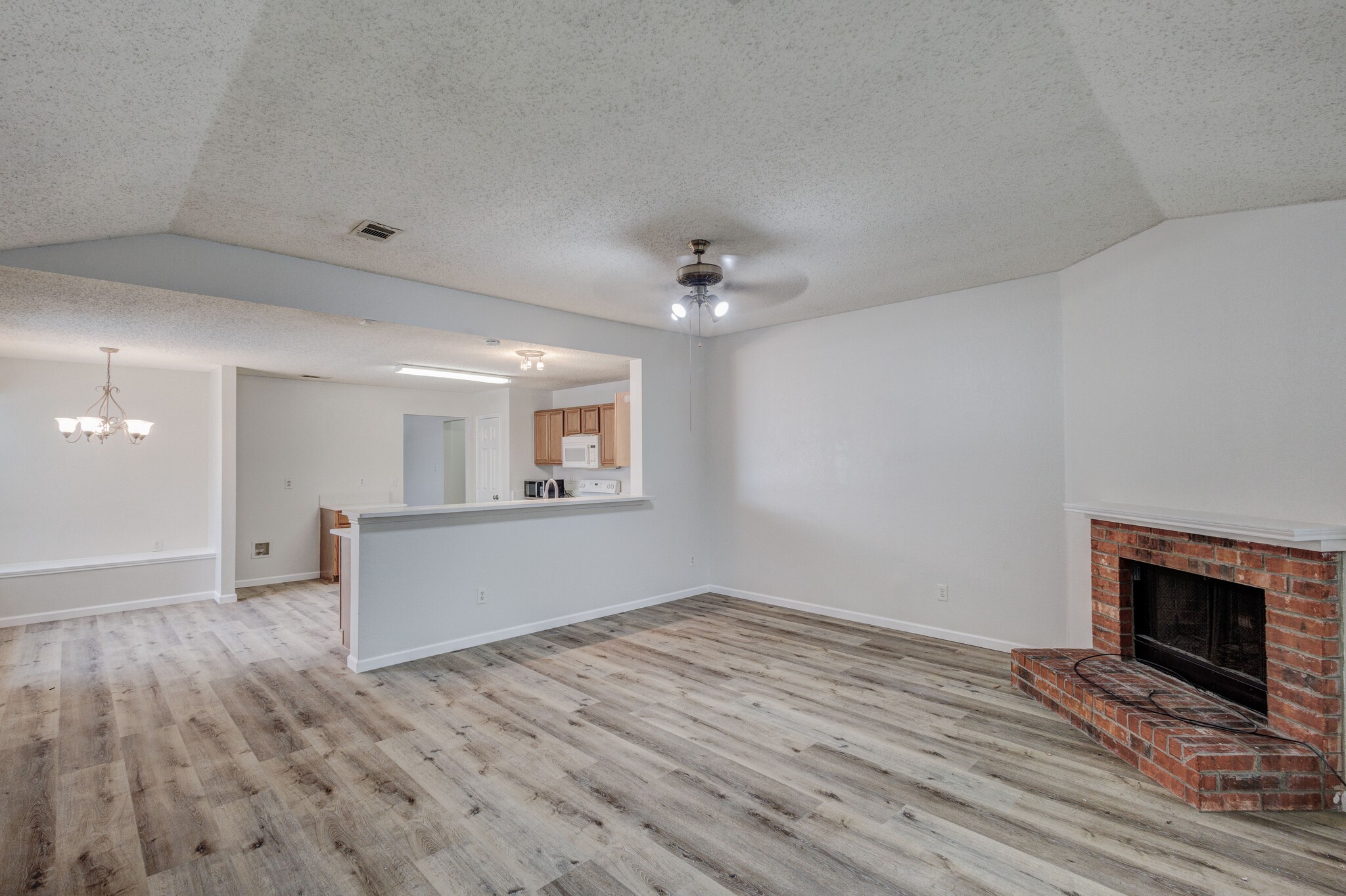 7133 Amber Drive Dallas TX 75241