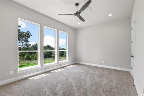 1064 Glenoaks Drive Weatherford TX 76088