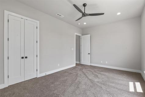 1064 Glenoaks Drive Weatherford TX 76088