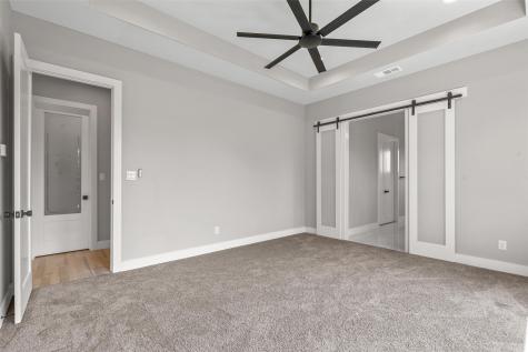 1064 Glenoaks Drive Weatherford TX 76088