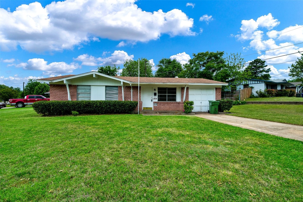1854 Wintergreen Road Carrollton TX 75006