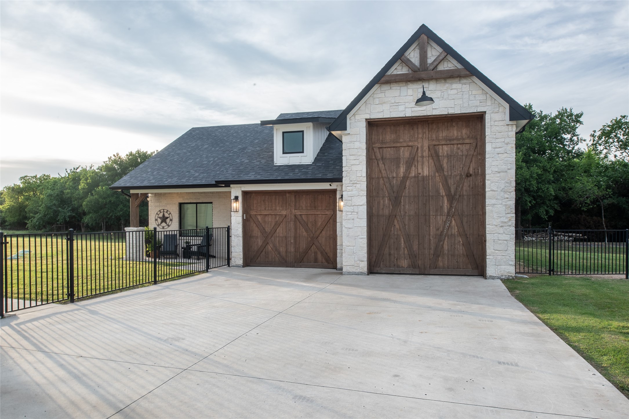 2900 Deer Run Trail Farmersville TX 75442