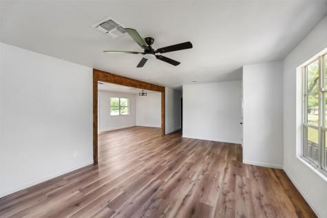 2842 Carlson Drive Dallas TX 75235