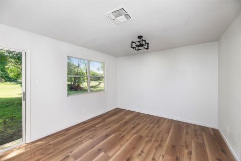 2842 Carlson Drive Dallas TX 75235