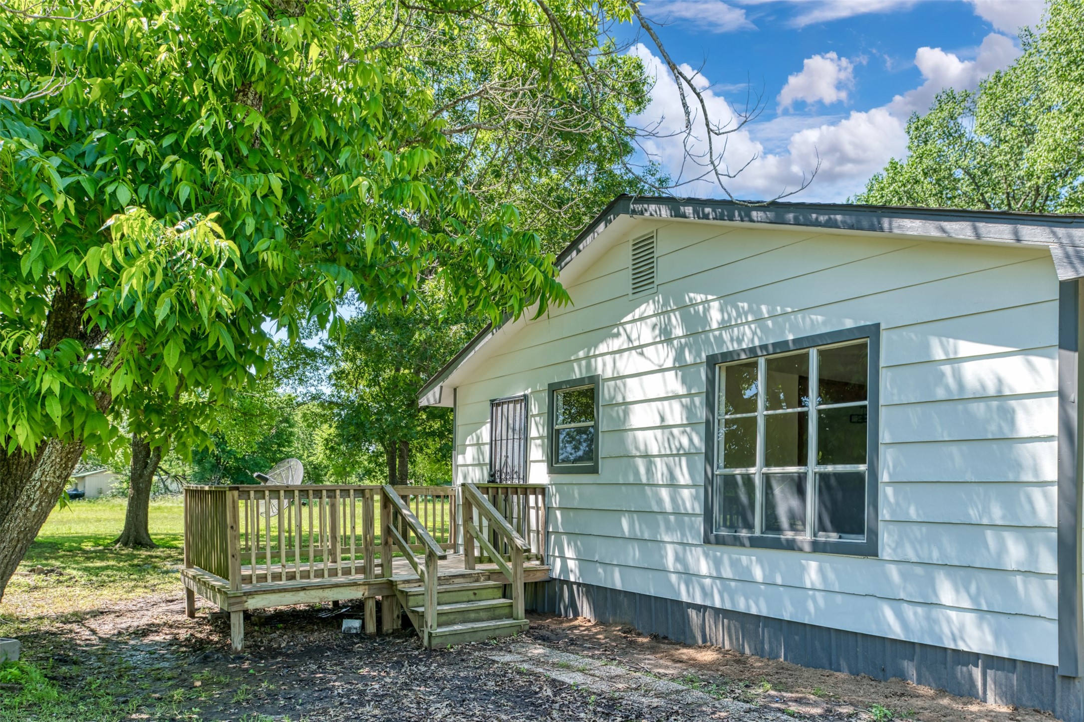 2842 Carlson Drive Dallas TX 75235
