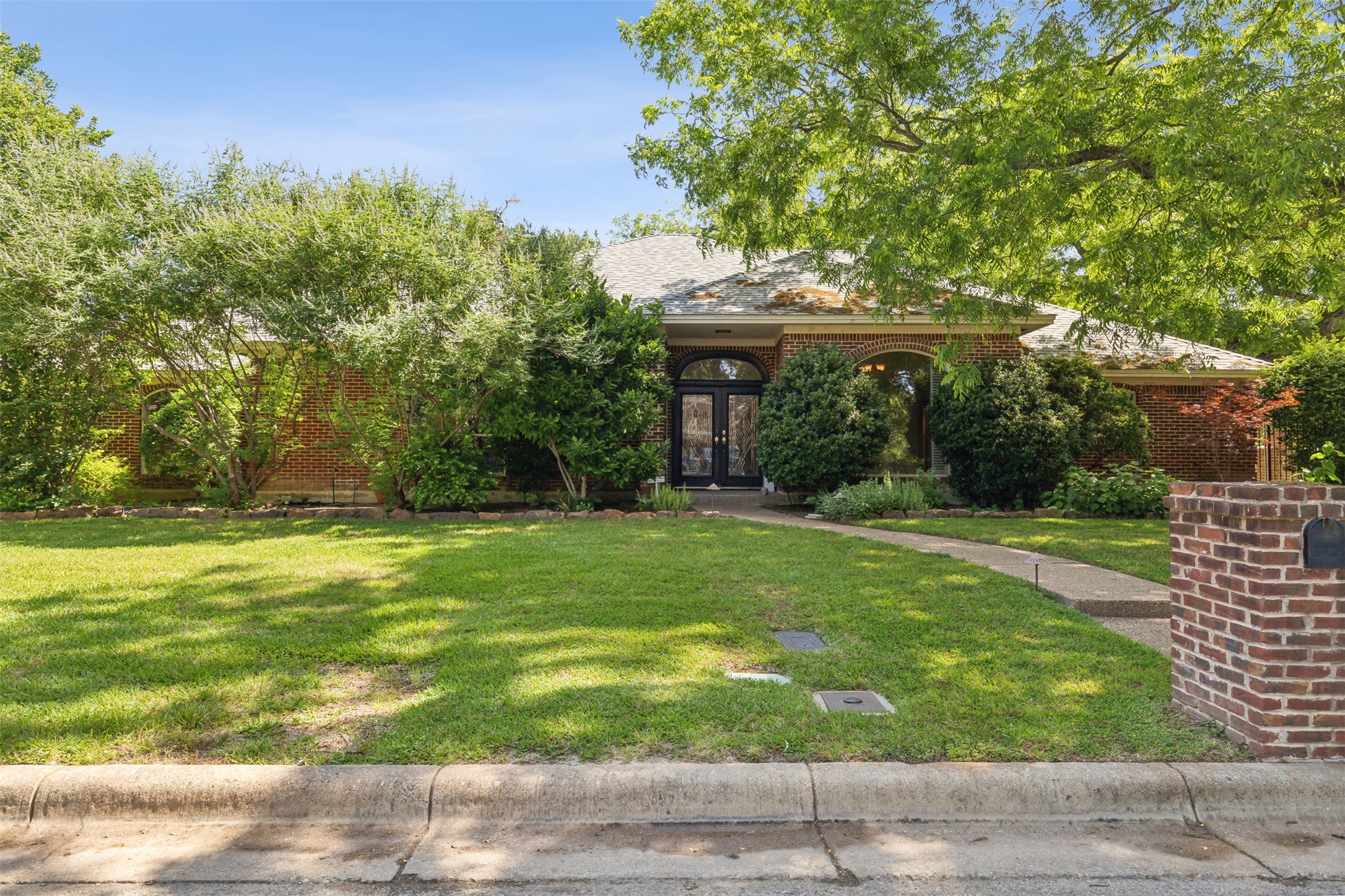 3463 Lantern Hollow Street Fort Worth TX 76109