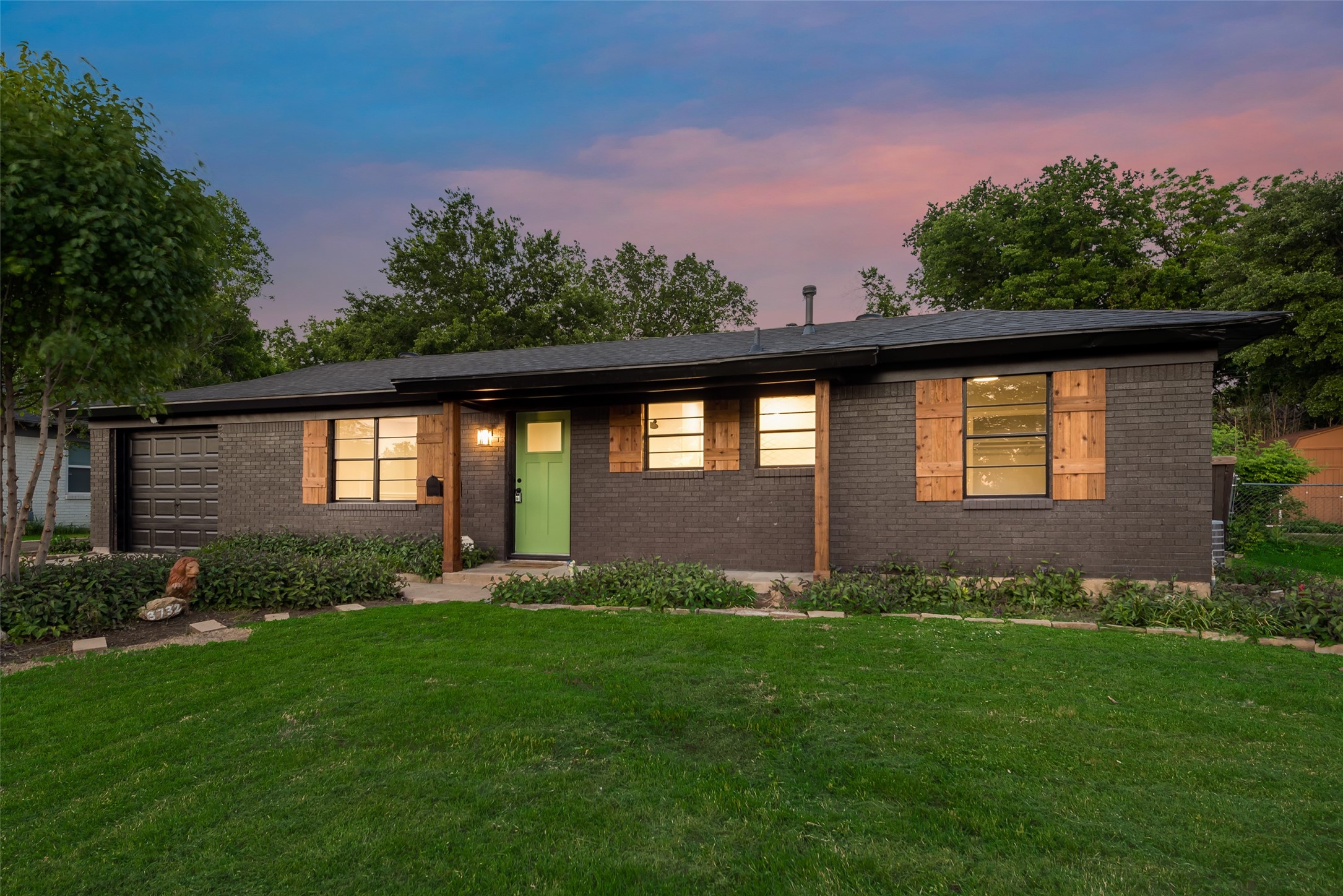 3732 Layton Avenue Haltom City TX 76117
