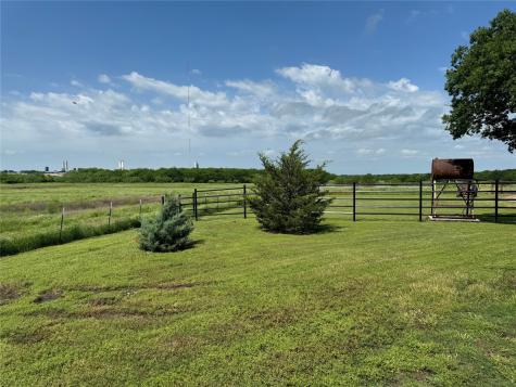 1273 Wall Street Road Gunter TX 75058