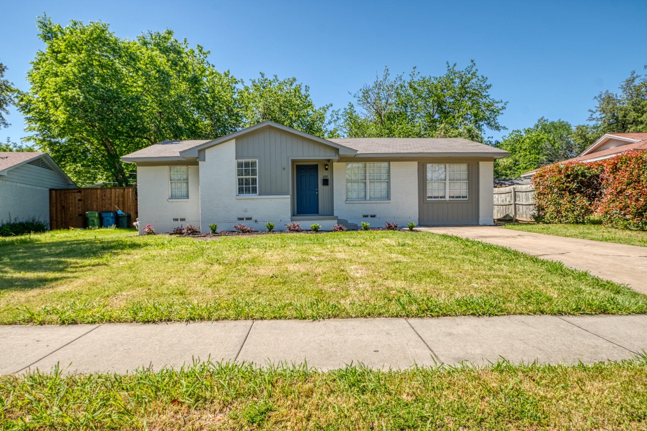 837 Yale Avenue Lewisville TX 75057
