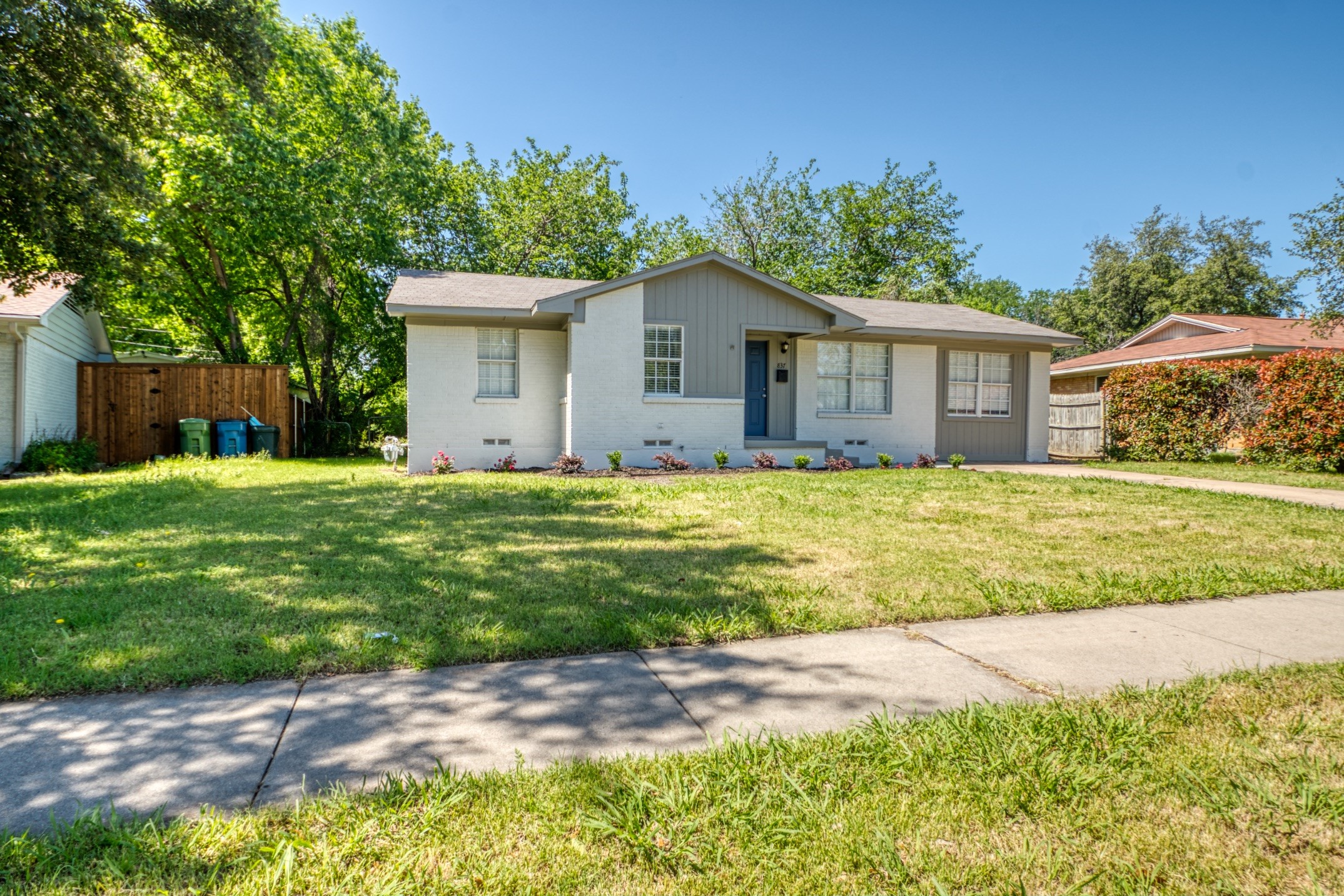 837 Yale Avenue Lewisville TX 75057