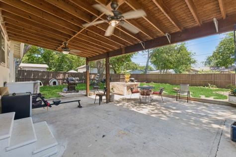6642 Onyx Drive N North Richland Hills TX 76180