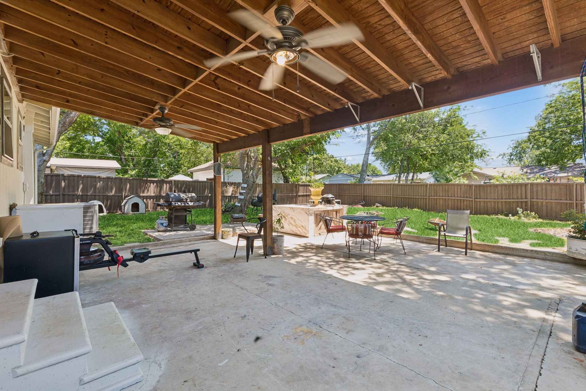 6642 Onyx Drive N North Richland Hills TX 76180
