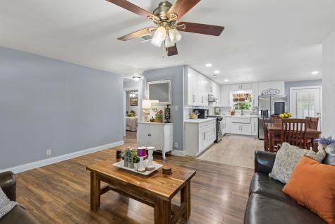 6642 Onyx Drive N North Richland Hills TX 76180