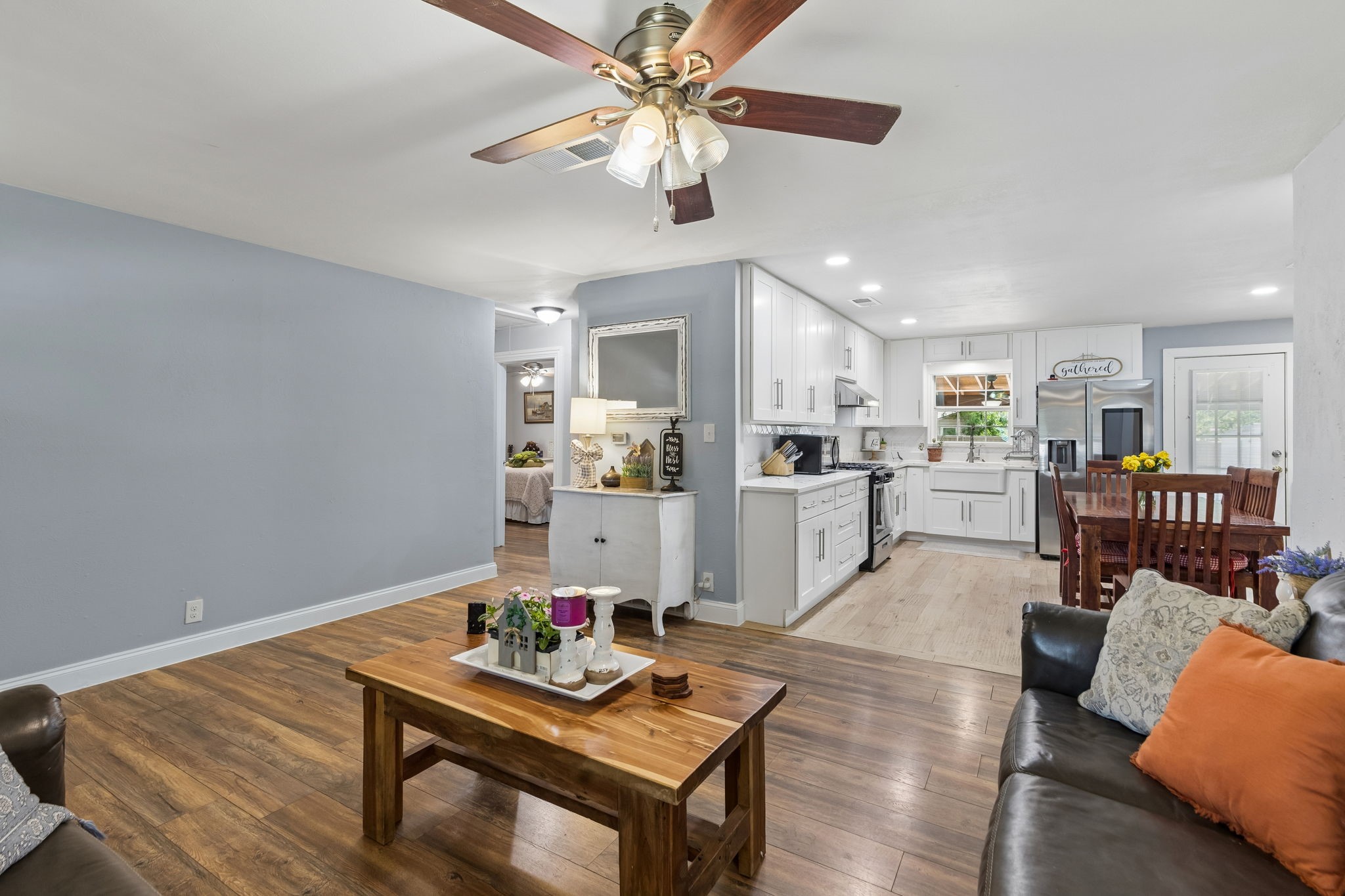 6642 Onyx Drive N North Richland Hills TX 76180