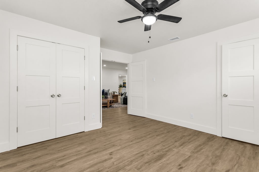10623 Mccree Road Dallas TX 75238