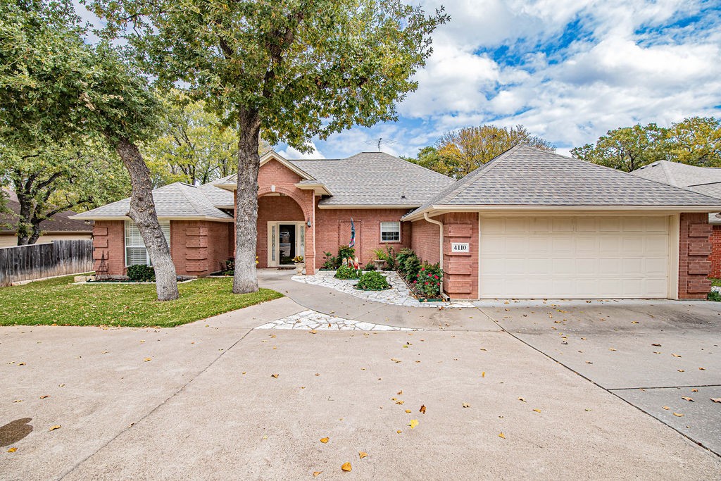 4110 Mojave Drive Granbury TX 76049