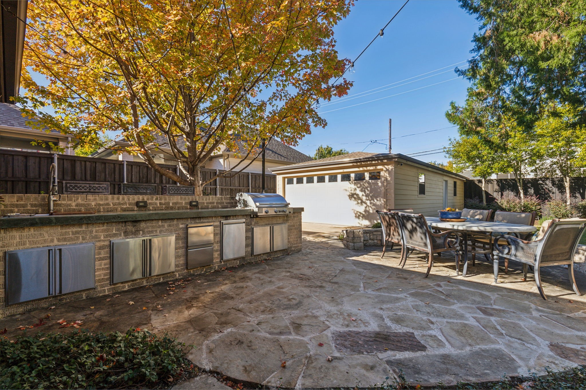 6255 Richmond Avenue Dallas TX 75214