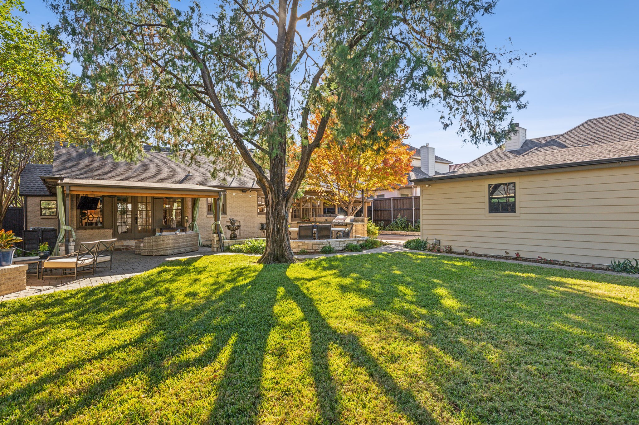 6255 Richmond Avenue Dallas TX 75214