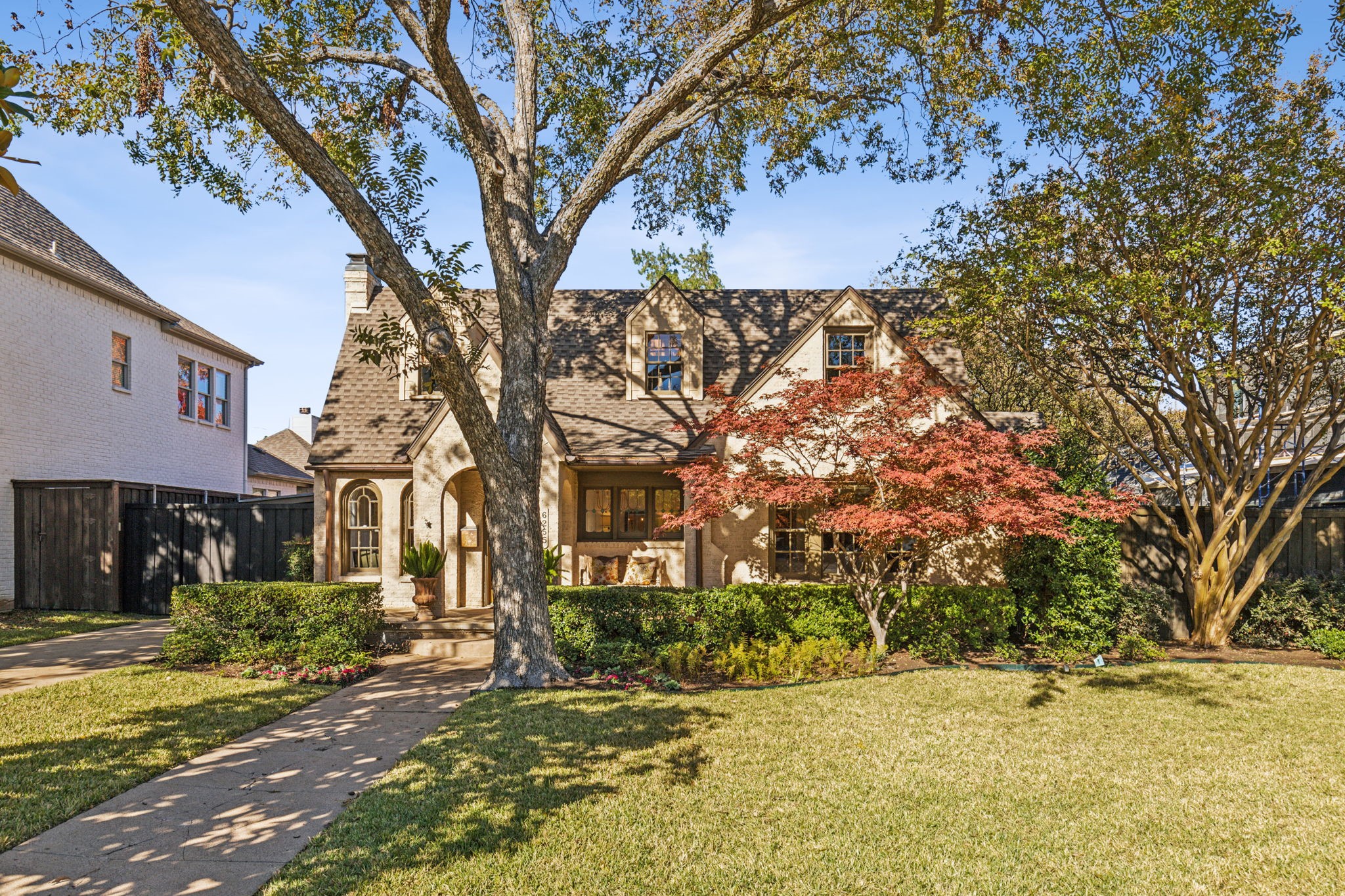 6255 Richmond Avenue Dallas TX 75214