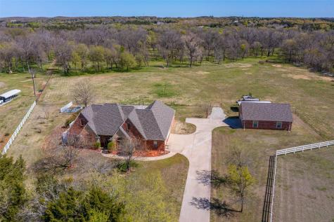 111 Fawn Hollow Trail Denison TX 75020