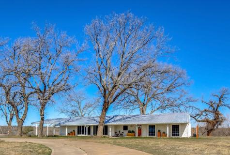 1908 Long Creek Court Granbury TX 76049
